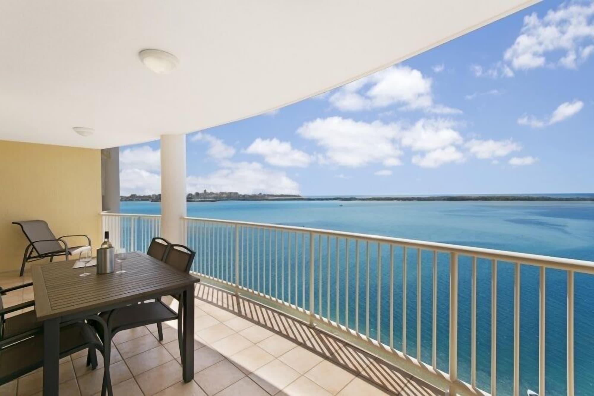 Riviere On Golden Beach Caloundra Kültér fotó